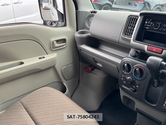 Suzuki EVERY 2019-11 7979180-26