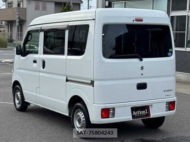 Suzuki EVERY 2019-11 7979180-4