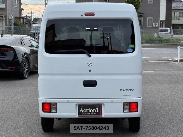 Suzuki EVERY 2019-11 7979180-5