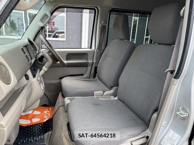 Suzuki EVERY 2014-03 7979183-10