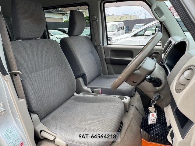 Suzuki EVERY 2014-03 7979183-8