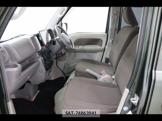 Suzuki EVERY 2020-08 7979176-11
