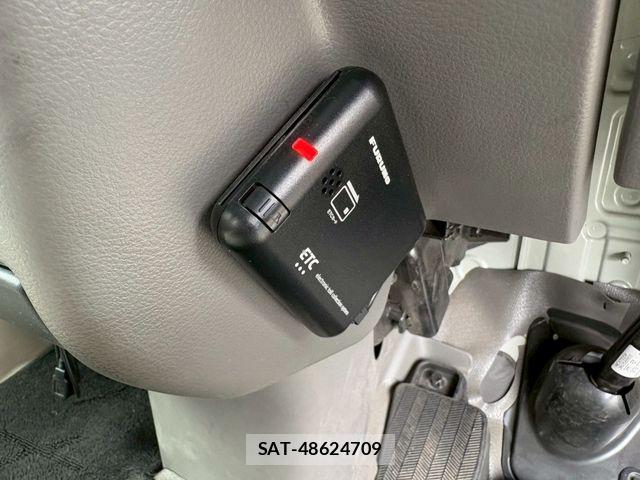 Suzuki EVERY 2022-02 7979181-21