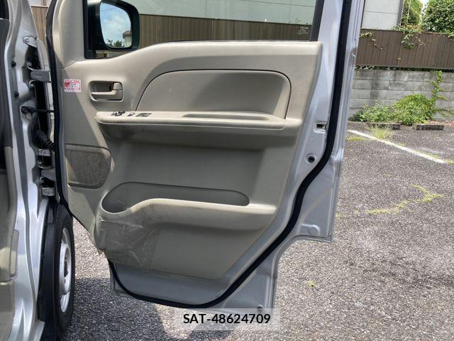 Suzuki EVERY 2022-02 7979181-23