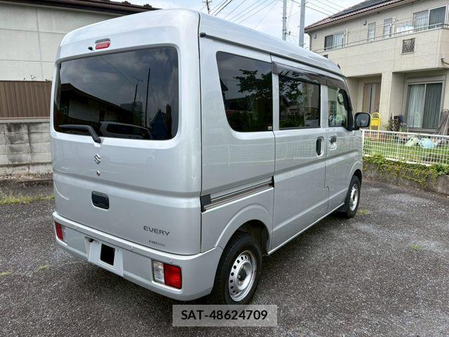 Suzuki EVERY 2022-02 7979181-2