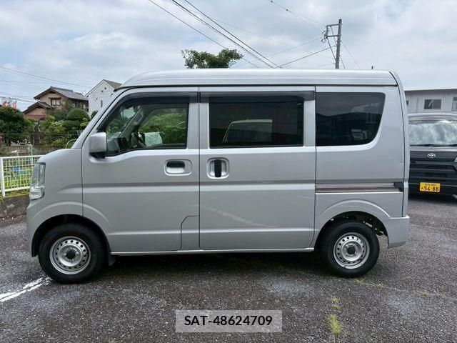 Suzuki EVERY 2022-02 7979181-7