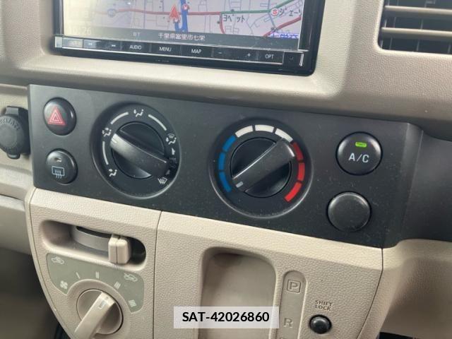 Suzuki EVERY 2012-06 7979184-20