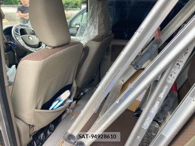 Suzuki EVERY 2012-07 7979188-10