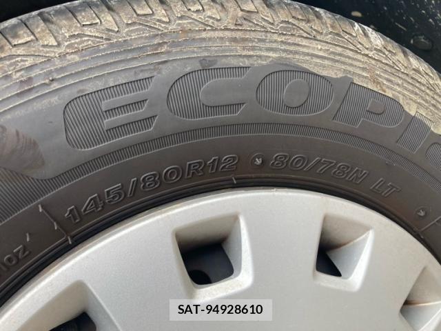 Suzuki EVERY 2012-07 7979188-14