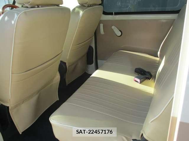 Suzuki EVERY 2004-12 8035452-26