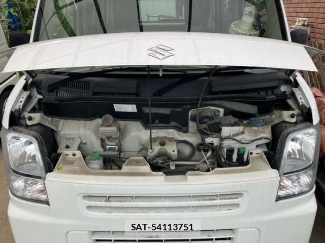Suzuki EVERY 2014-08 8035464-10