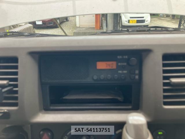 Suzuki EVERY 2014-08 8035464-16