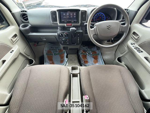 Suzuki EVERY 2017-03 8035453-1