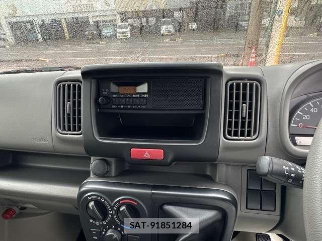 Suzuki EVERY 2024-01 8035448-18