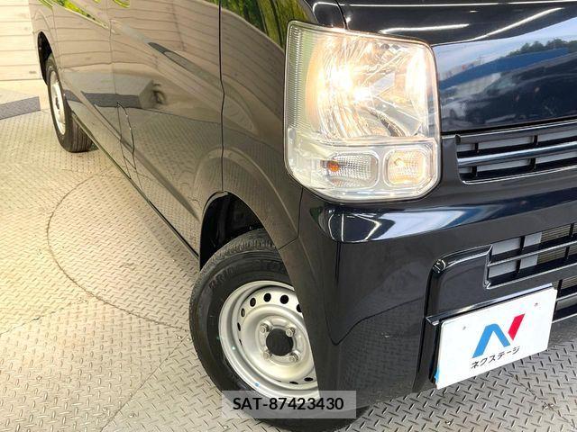 Suzuki EVERY 2017-09 8035450-11