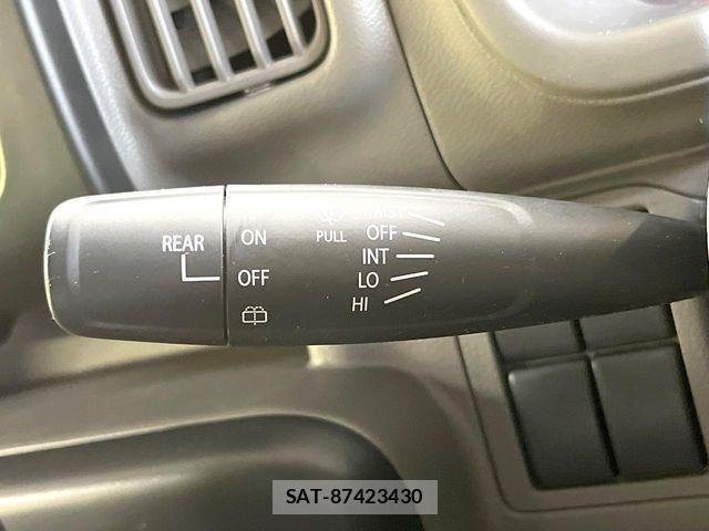 Suzuki EVERY 2017-09 8035450-4