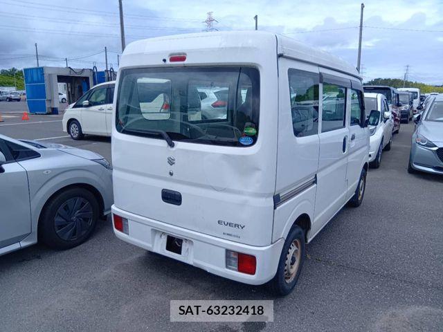 Suzuki EVERY 2020-05 8035459-2