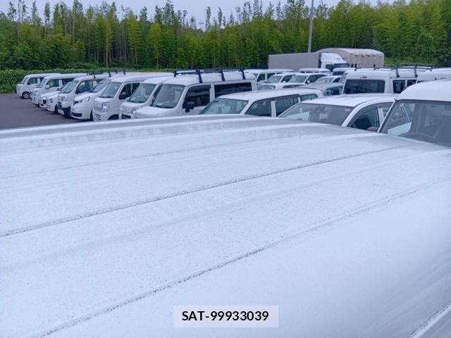 Suzuki EVERY 2022-06 8035451-12