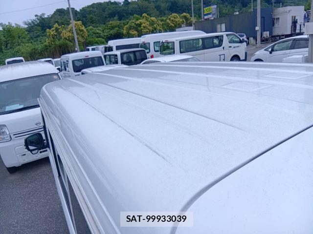 Suzuki EVERY 2022-06 8035451-13