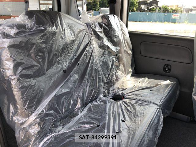 Suzuki EVERY 2026-05 8073703-17
