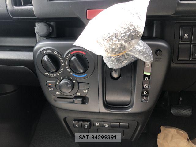 Suzuki EVERY 2026-05 8073703-6