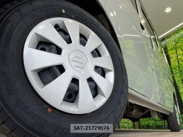 Suzuki EVERY 2024-03 8073704-11