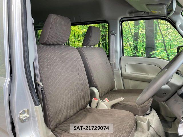 Suzuki EVERY 2024-03 8073704-6
