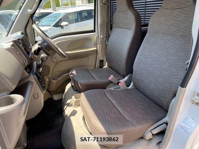 Suzuki EVERY 2020-02 8073713-16