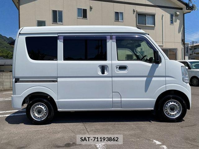 Suzuki EVERY 2020-02 8073713-5