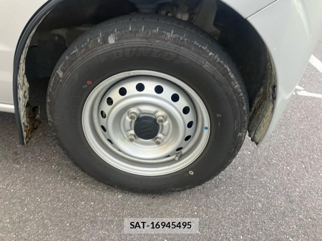 Suzuki EVERY 2023-11 8073711-5
