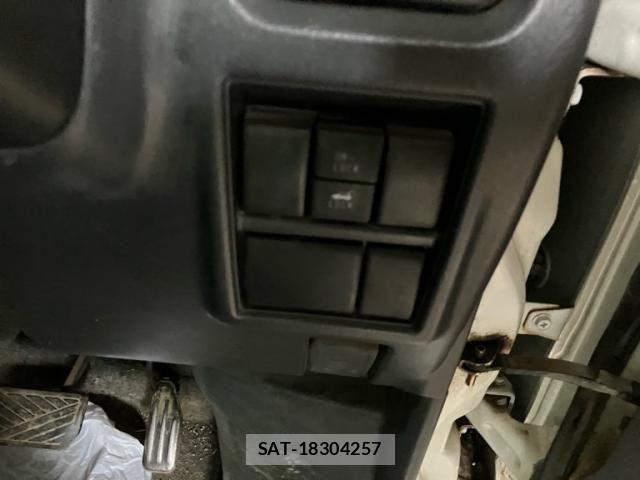 Suzuki EVERY 2005-07 8073714-13