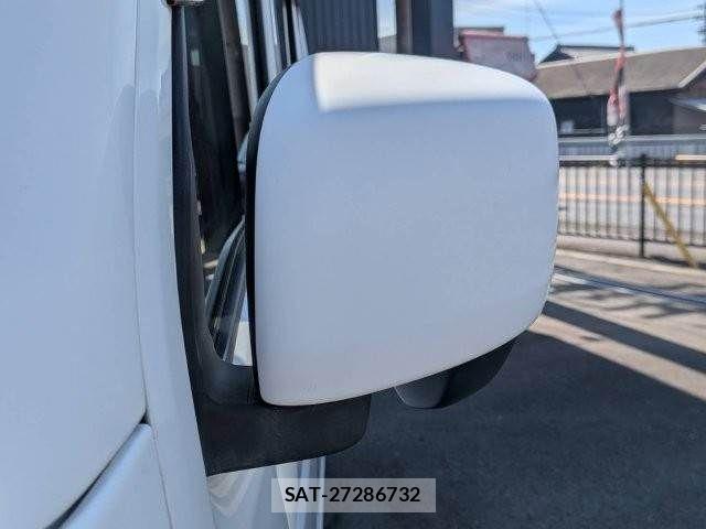 Suzuki EVERY 2016-06 8073707-22
