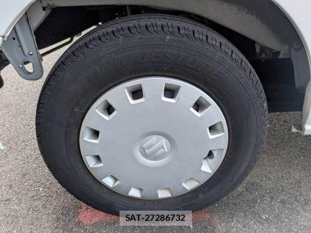 Suzuki EVERY 2016-06 8073707-26