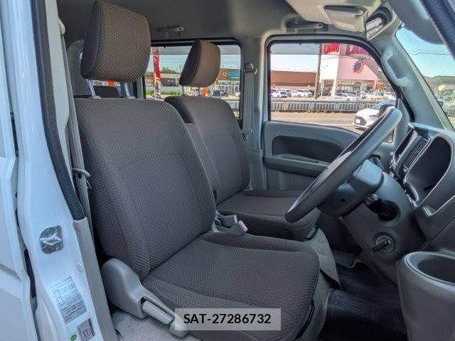 Suzuki EVERY 2016-06 8073707-8