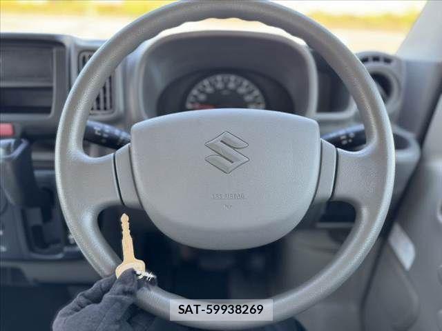 Suzuki EVERY 2017-06 8073709-4