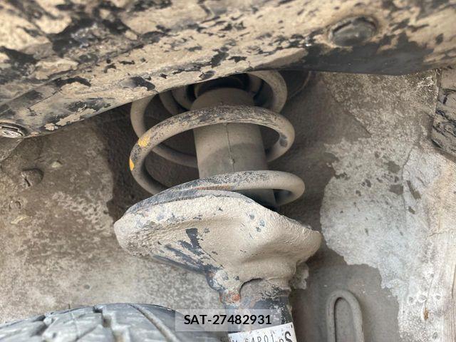 Suzuki EVERY 2019-05 8099077-16