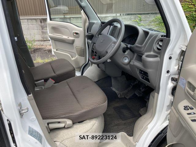 Suzuki EVERY 2020-03 8099083-9
