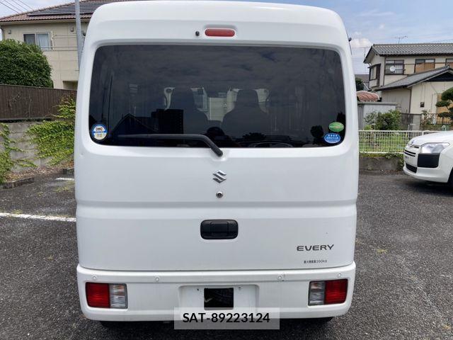 Suzuki EVERY 2020-03 8099083-6