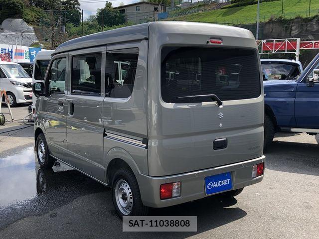 Suzuki EVERY 2026-06 8099071-6