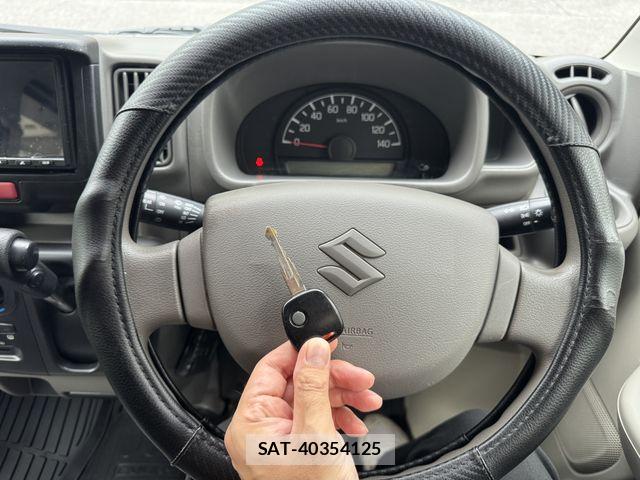Suzuki EVERY 2021-05 8099075-4