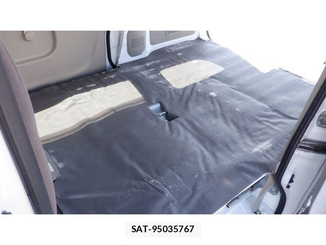 Suzuki EVERY 2022-04 8099076-11