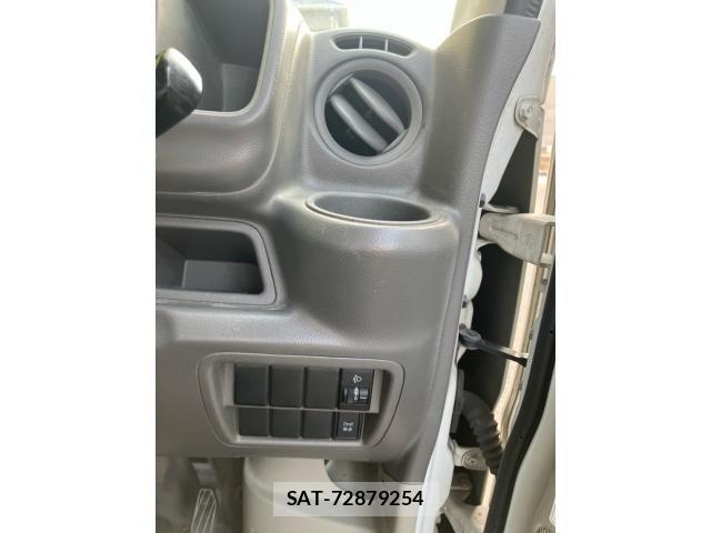 Suzuki EVERY 2016-09 8099092-11