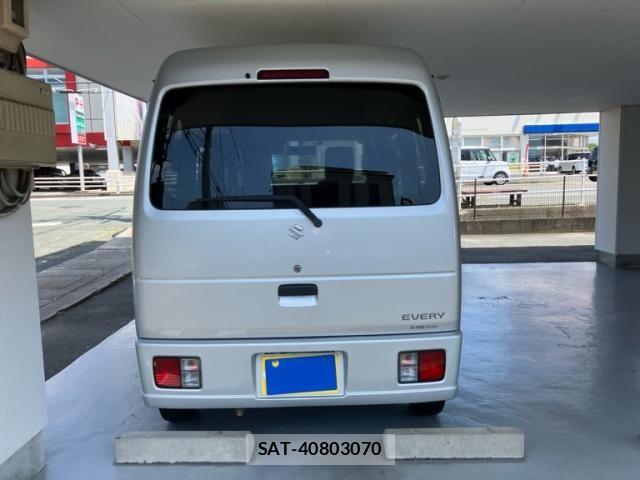 Suzuki EVERY 2014-07 8099094-1