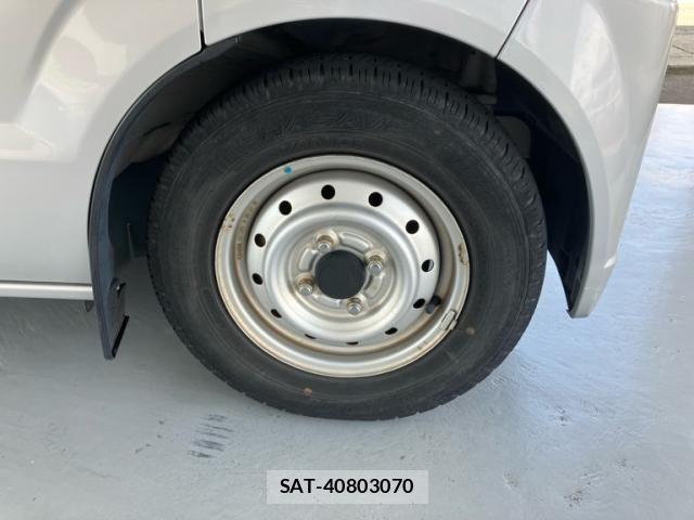 Suzuki EVERY 2014-07 8099094-6