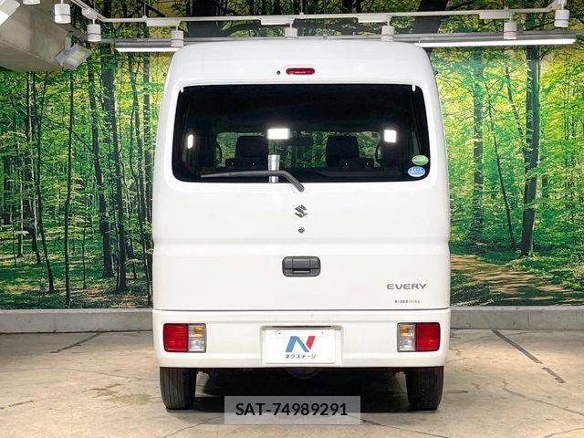 Suzuki EVERY 2018-03 8099082-13