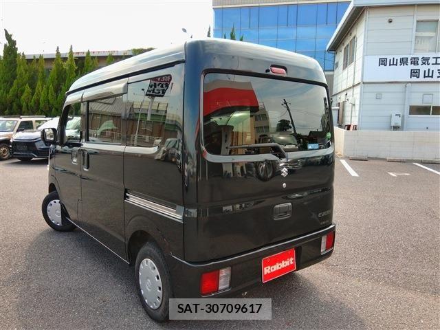 Suzuki EVERY 2015-03 8099081-10