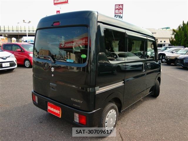 Suzuki EVERY 2015-03 8099081-12