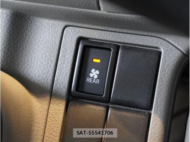 Suzuki EVERY 2016-12 8129998-23