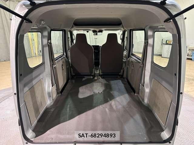 Suzuki EVERY 2021-04 8158393-17