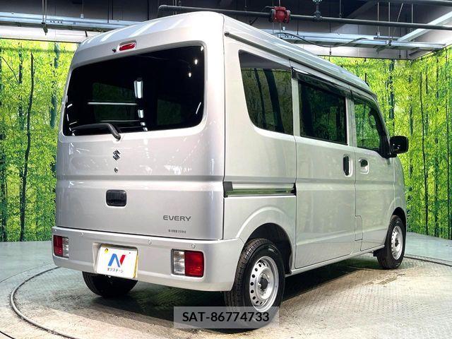 Suzuki EVERY 2024-10 8207454-16